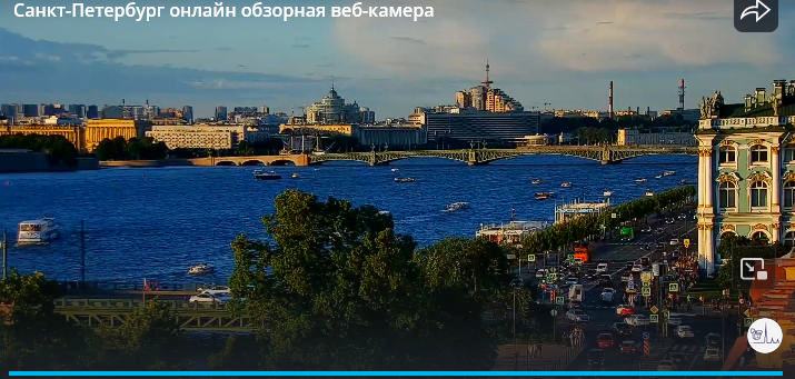 Вид на Адмиралтейскую набережную и установку веб-камеры